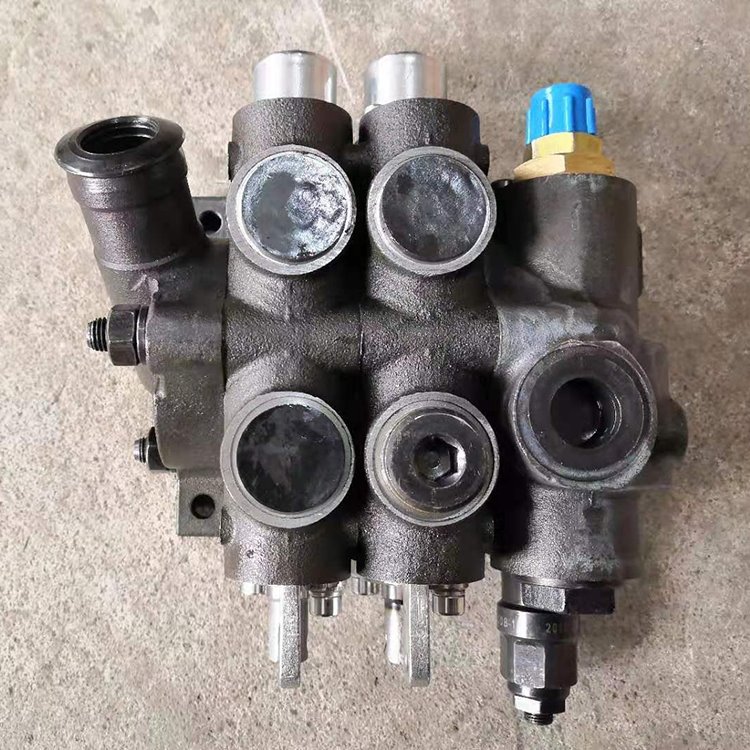 Xe nâng van điều khiển hướng A20A7-30421